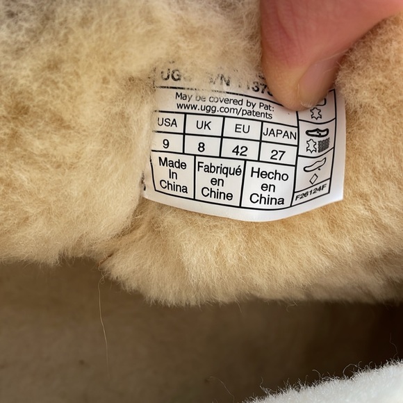 Ugg Classic Ultra Mini Suede Boot Sz 9 - Picture 8 of 8